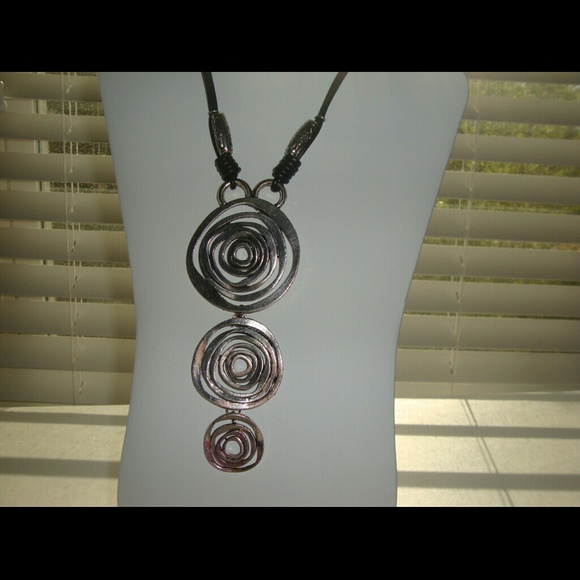 Tri Spiral Necklace