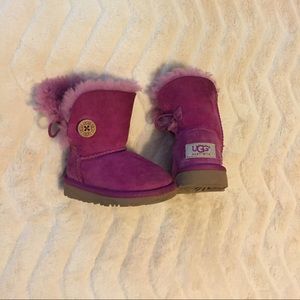 SOLD // Toddler UGGS // Sz 6 // PINK