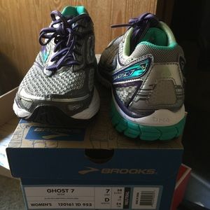Brand new: Brooks Ghost 7 running shoes