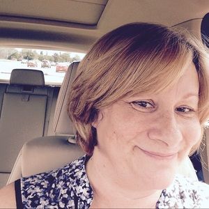 Meet your Posher, Carol