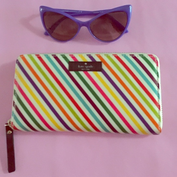 kate spade Handbags - Kate Spade Wallet/clutch