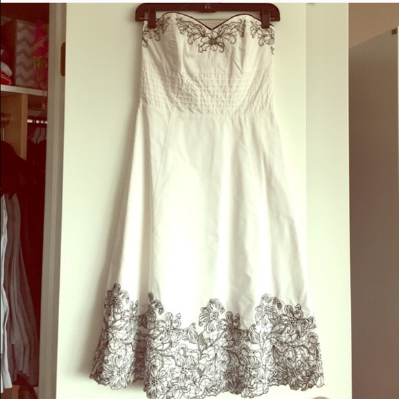 White House Black Market dress - Picture 4 of 4
