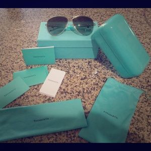 🎉SOLD🎉 Tiffany & Co. Aviators