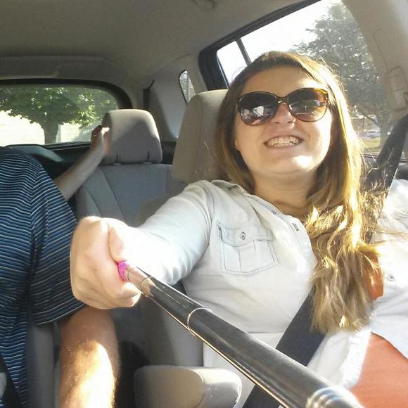 Meet your Posher, Gabi - Picture 1 of 1