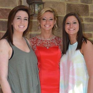 Meet your Posher, Olivia