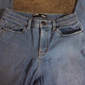 BDG urban outfitter high rise jeans