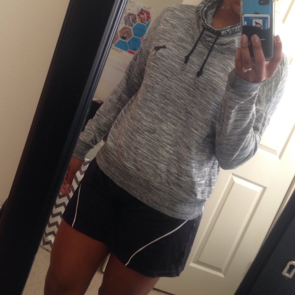 FINAL SALE Heathered gray cowl neck RARE 😍