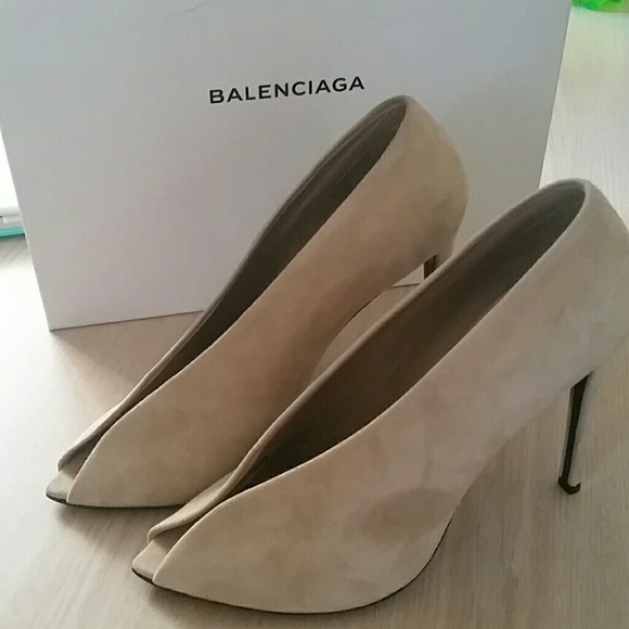 Balenciaga Suede Peeptoe Pumps - Picture 3 of 4