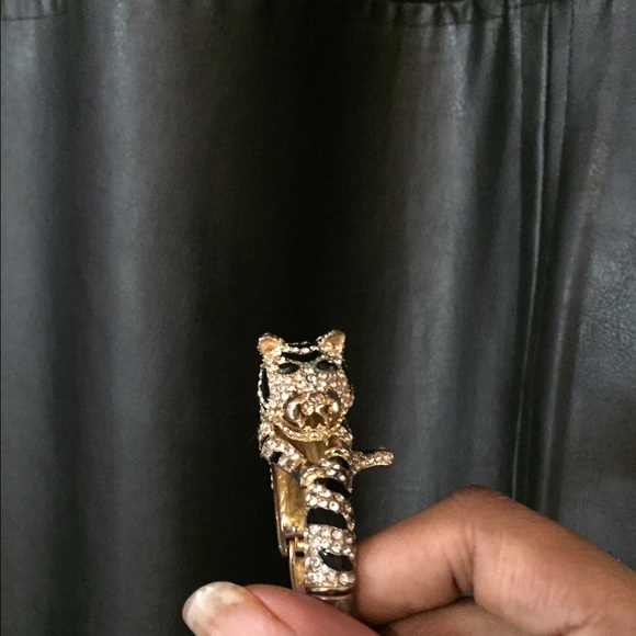 Tiger bracelet 🐅