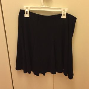 TOPSHOP SKIRT NEVER WORN