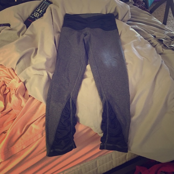 Lululemon crop leggings