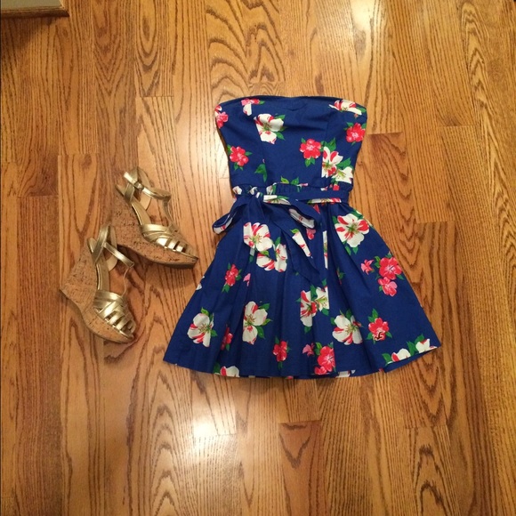 Hollister floral dress
