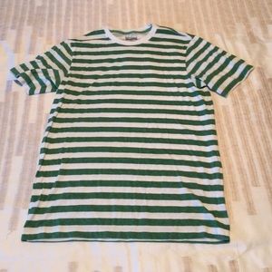Men's green striped t-shirt