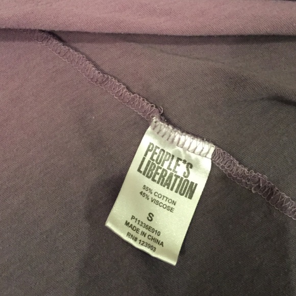 Very unique,goes with everything,size small - Picture 4 of 4