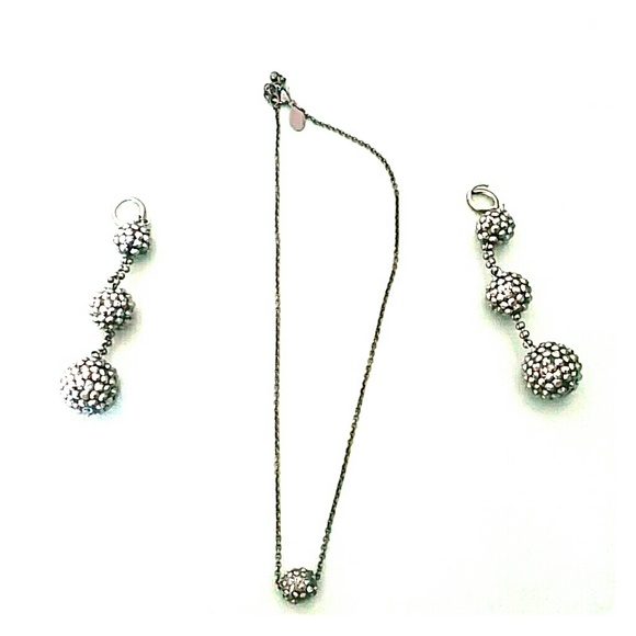 Express necklace and J.lo earrings set NWOT
