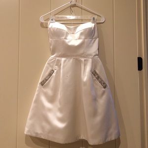 Sherri Hill Off-White silk cocktail gown!