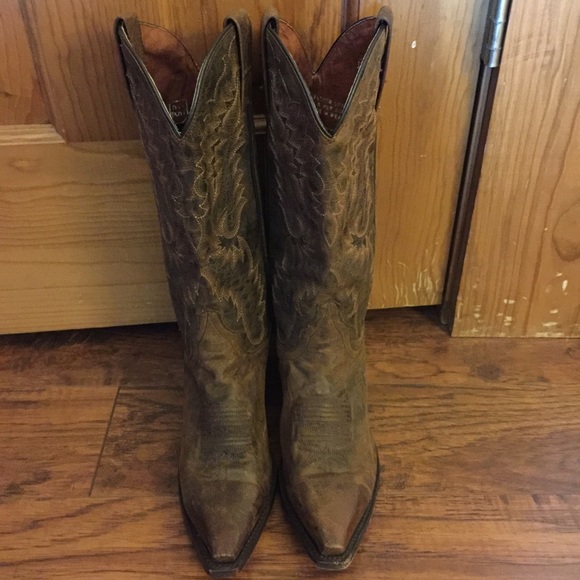 CowBoy boots - Picture 1 of 4