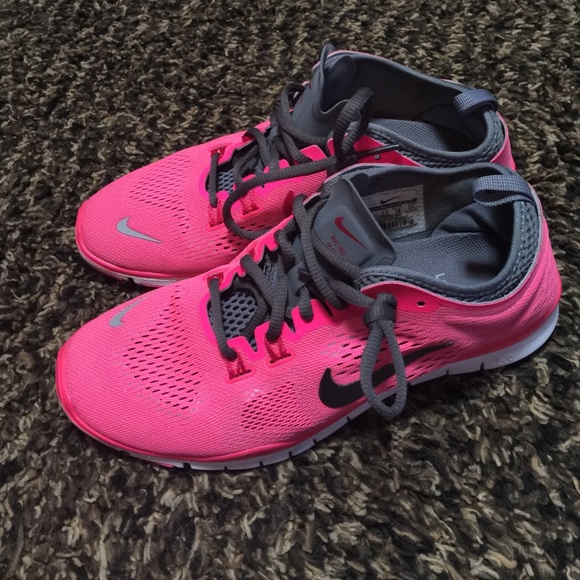 Running shoes