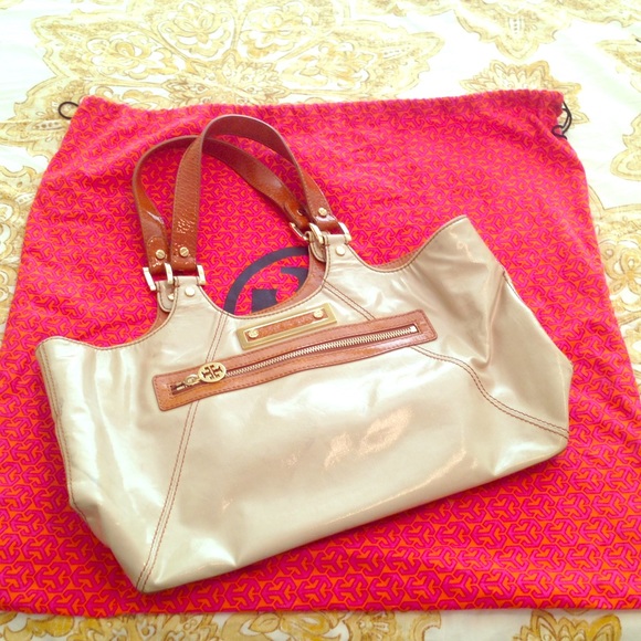 Tory burch purse and dust bag