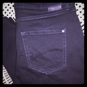 Zara Mid Rise Women's Skinny Jeans- size 6