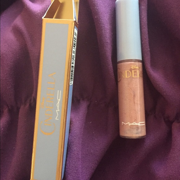 BNIB MACxCinderella Lipgloss Happily Ever After