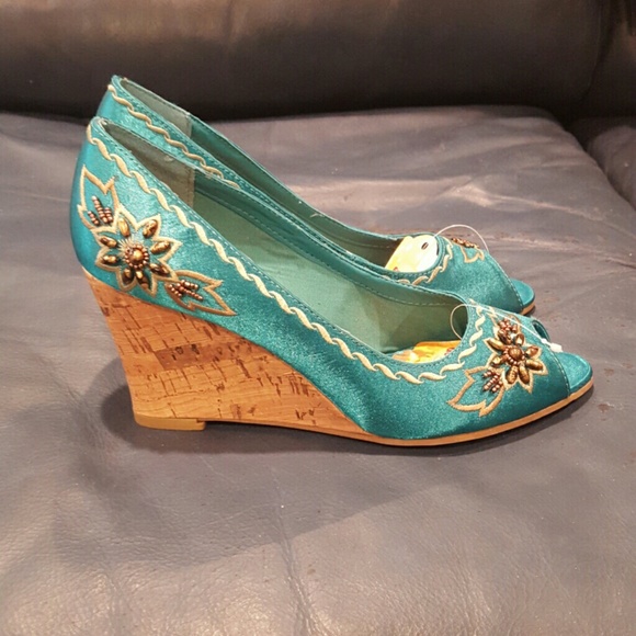 Teal Embroidered Wedge heel