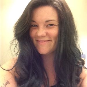 Meet your Posher, Annie