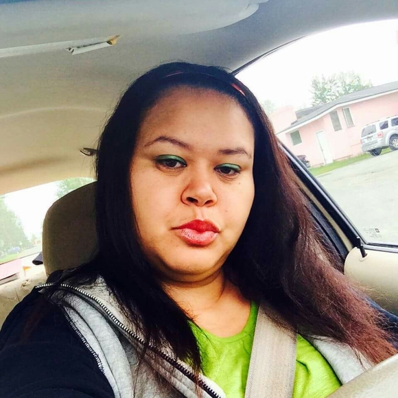 Meet your Posher, Gina