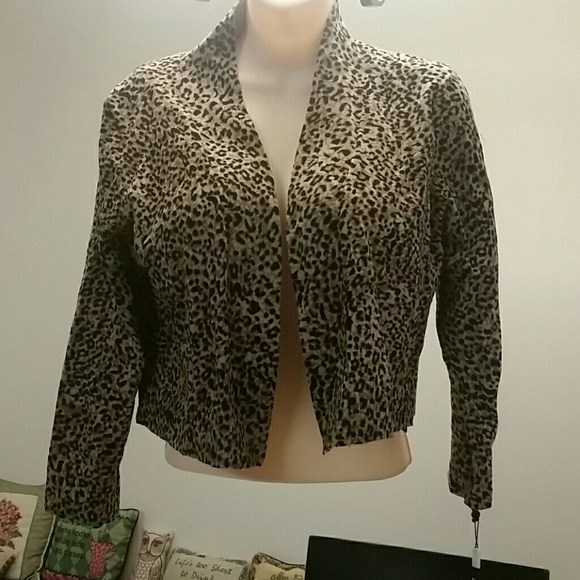 Calvin Klein Sweaters - Calvin Klein Leopard Print Sweater