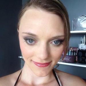 Meet your Posher, Serena