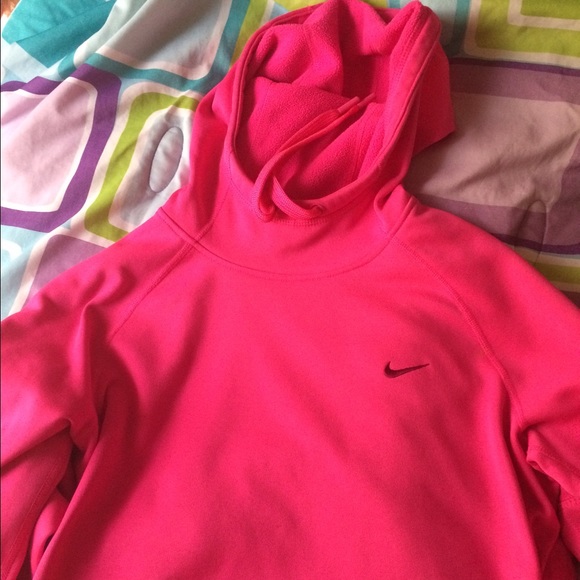 Nike hoodie(Final drop💯)