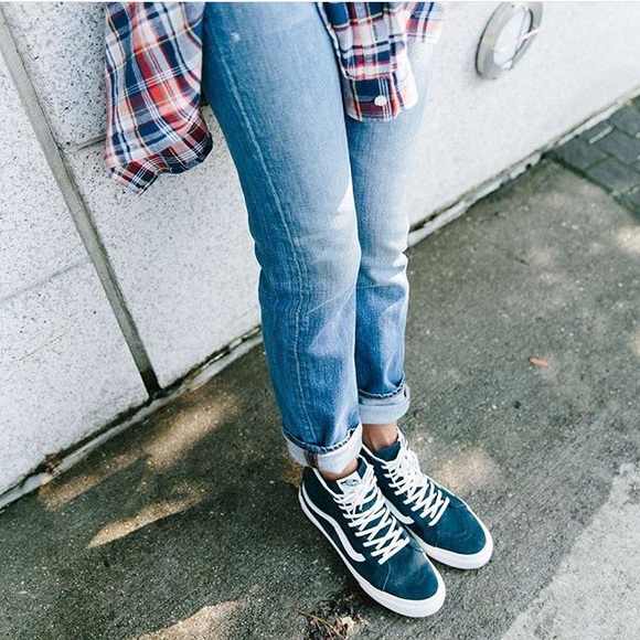 Meet your Posher, Brooke - Picture 1 of 1