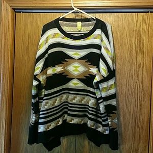 Qmack tribal sweater xl