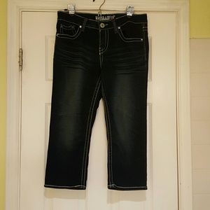 Hydraulic Capri Jeans worn 2 times like new.