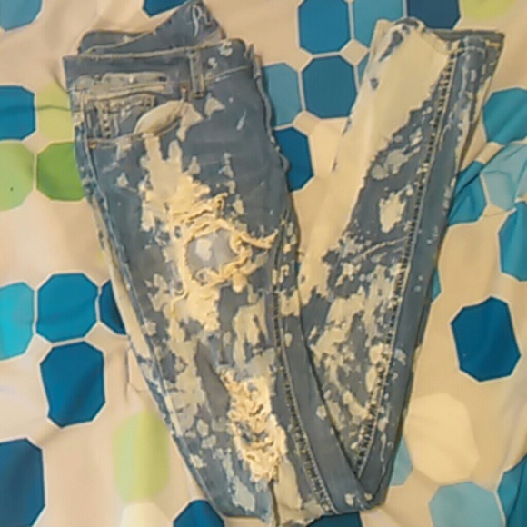 Rue21 Premi?re Distressed Skinny Jeans - Picture 1 of 4