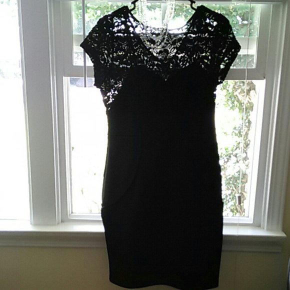 Dresses & Skirts - Black and Simple!