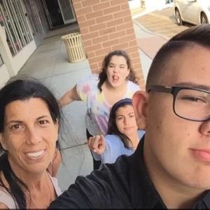 Meet your Posher, Anthony