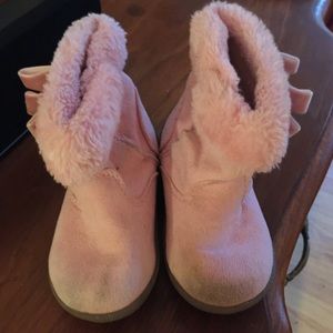 Slightly worn girls winter boots