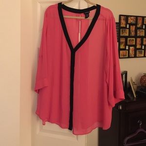 Torrid size 3 shirt