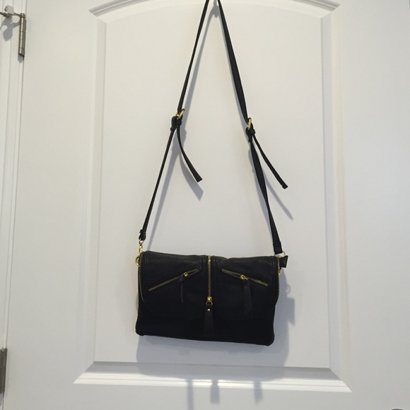 brandy melville black and gold shoulder bag