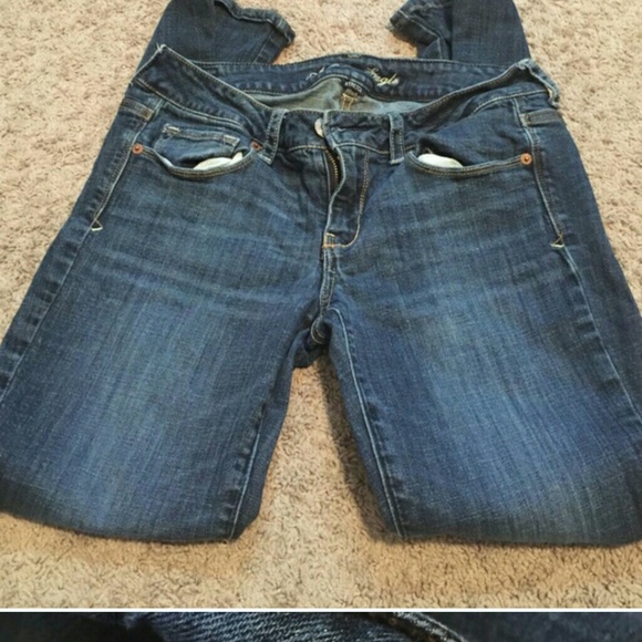 American Eagle skinny kick jeans