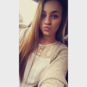 Meet your Posher, Riley