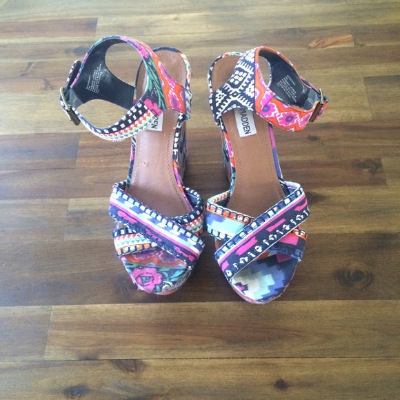 Steve Madden Wedges