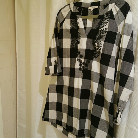 ILLA ILLA black & white long shirt