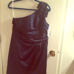 NWT NAVY ONE-SHOULDER, KNEE LENGTH DRESS