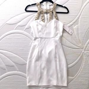NWT! TOBI free flight dress halter in white & gold