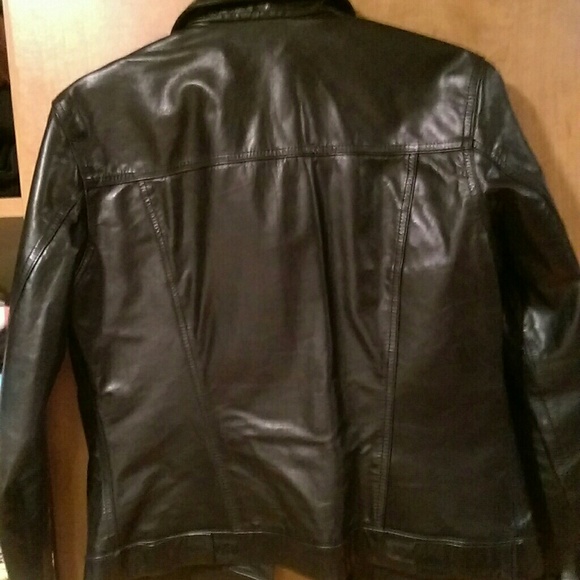 Leather jacket - Picture 2 of 2