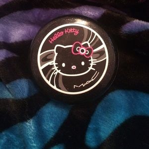 💖Mac hello kitty Beauty Powder💖 Tahitian sand