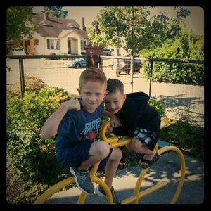 Meet your Posher, Dana