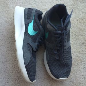 Nike Kaishis blue and gray